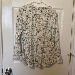 Black and white patterned blouse